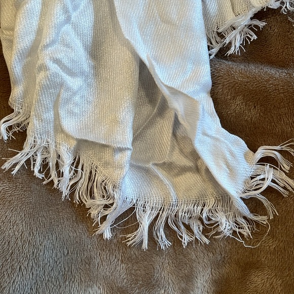 Pashmina - Picture 3 of 3